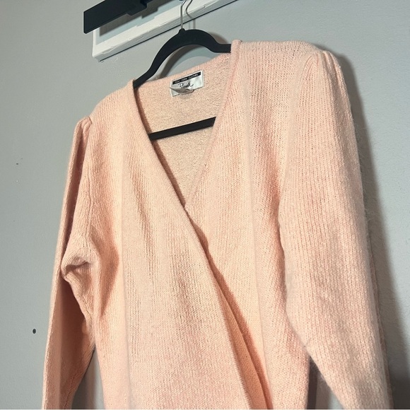 Vintage Silk Blend Faux Wrap Knit Sweater Light Pink Blush Size Medium V-Neck - Picture 2 of 8